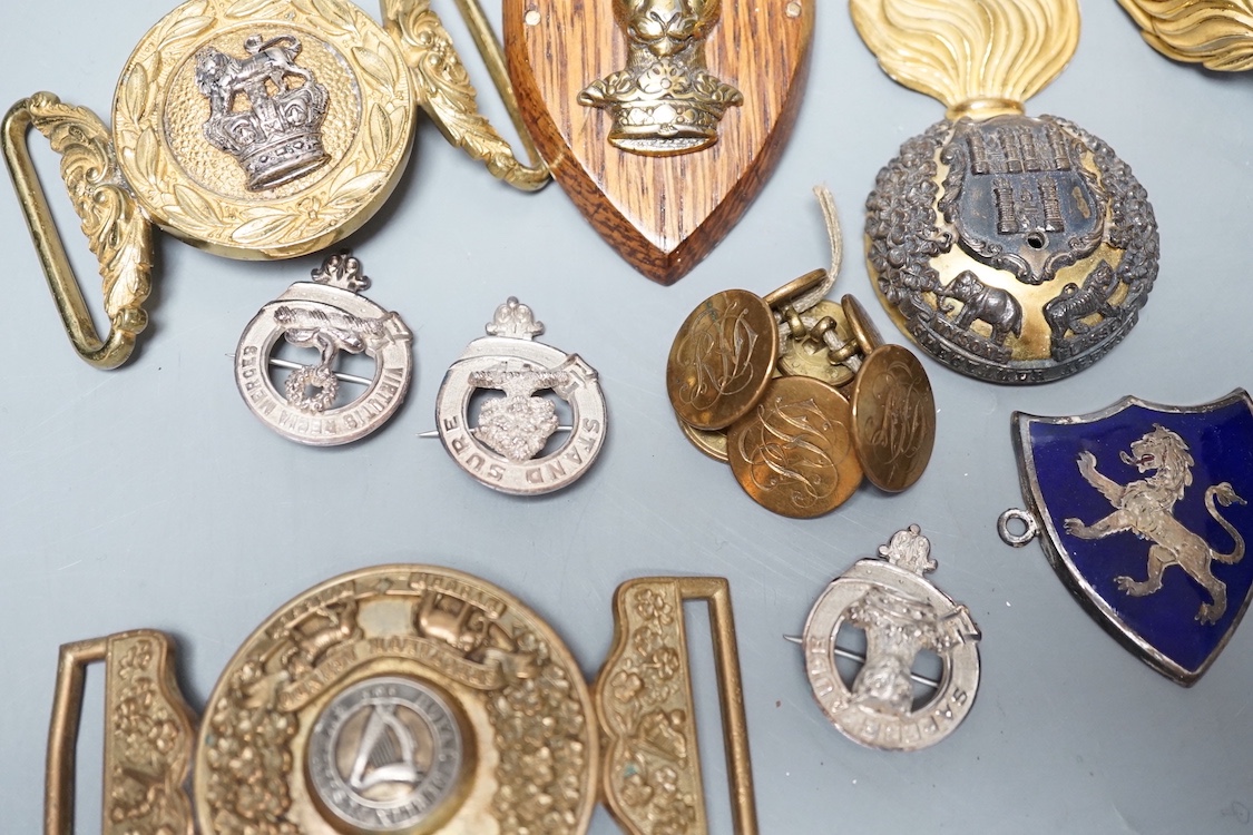 British and Irish regimental badges etc. including two Royal Munster Fusiliers badges, a Royal Dublin Fusiliers belt plaque etc